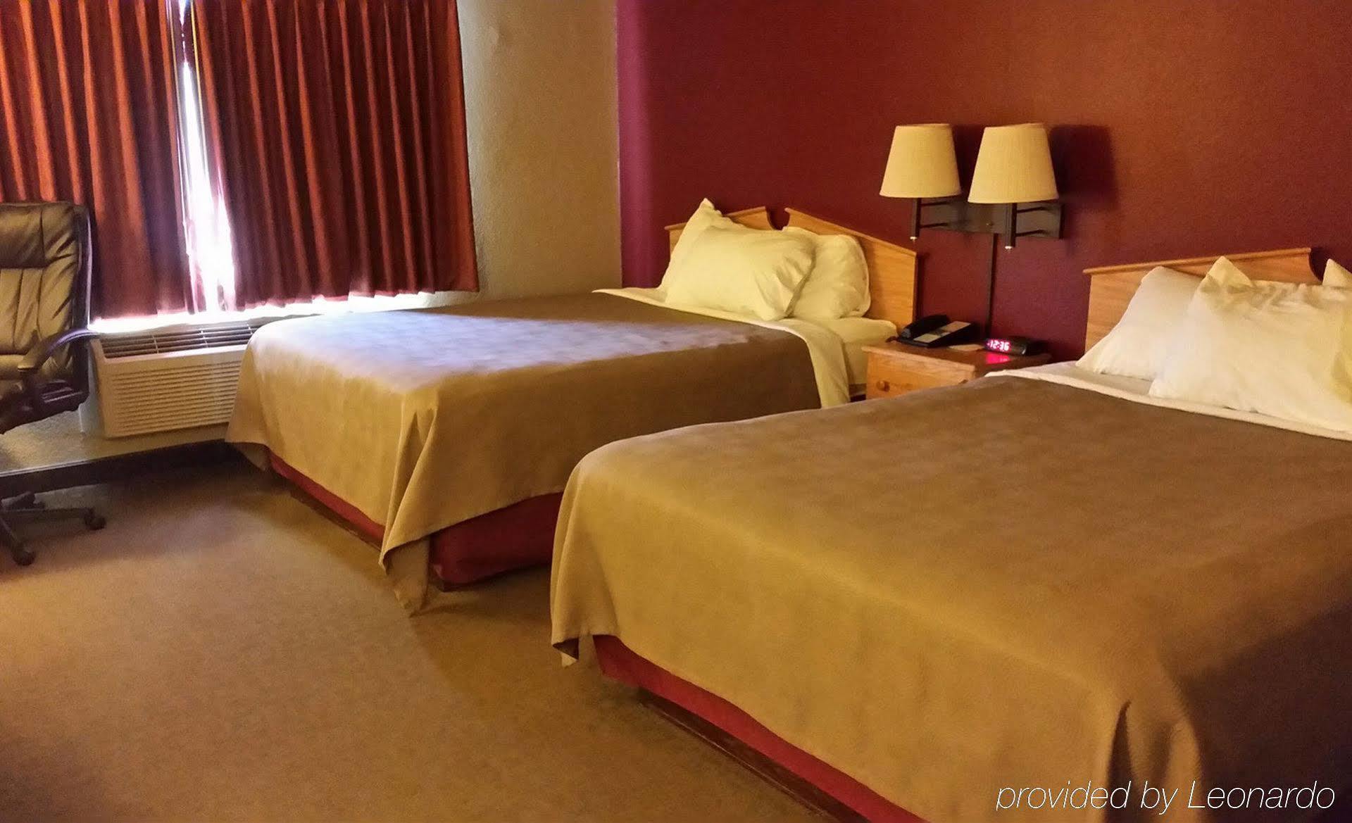 Rodeway Inn Hesston المظهر الخارجي الصورة