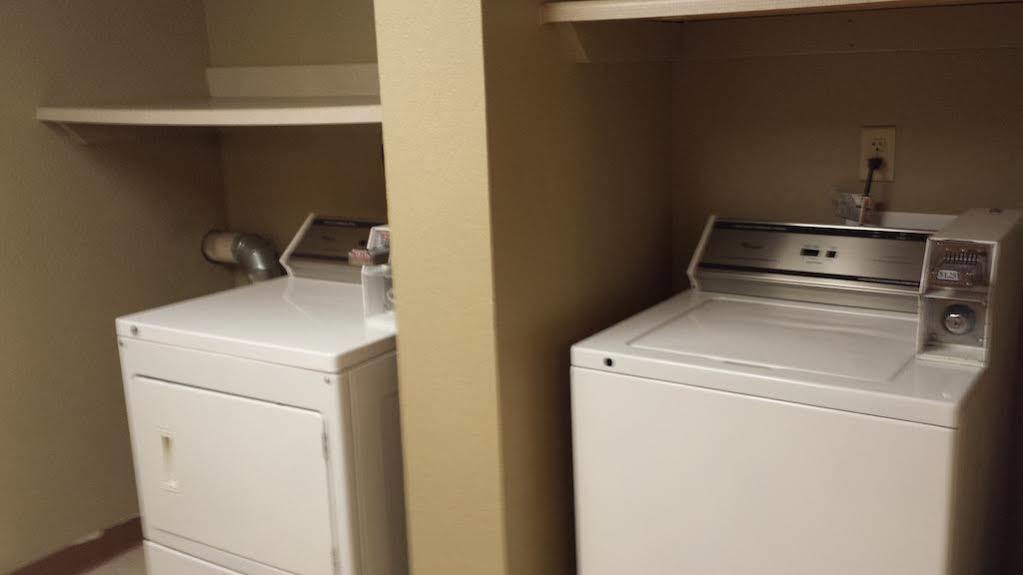 Rodeway Inn Hesston المظهر الخارجي الصورة